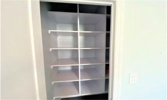 393 W 49TH Street 5R