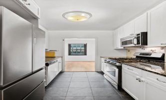220 E 57TH Street 16A